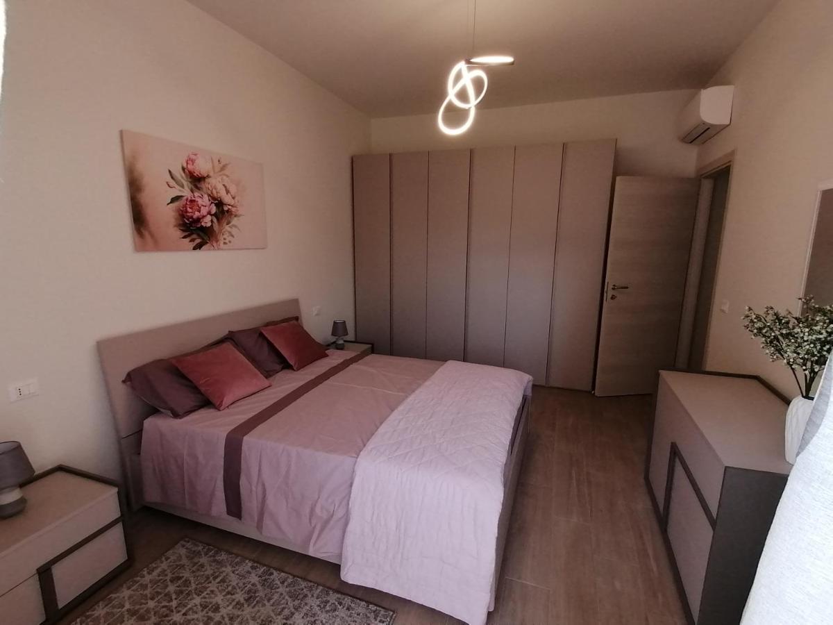 V & G House Apartment Verona Bagian luar foto