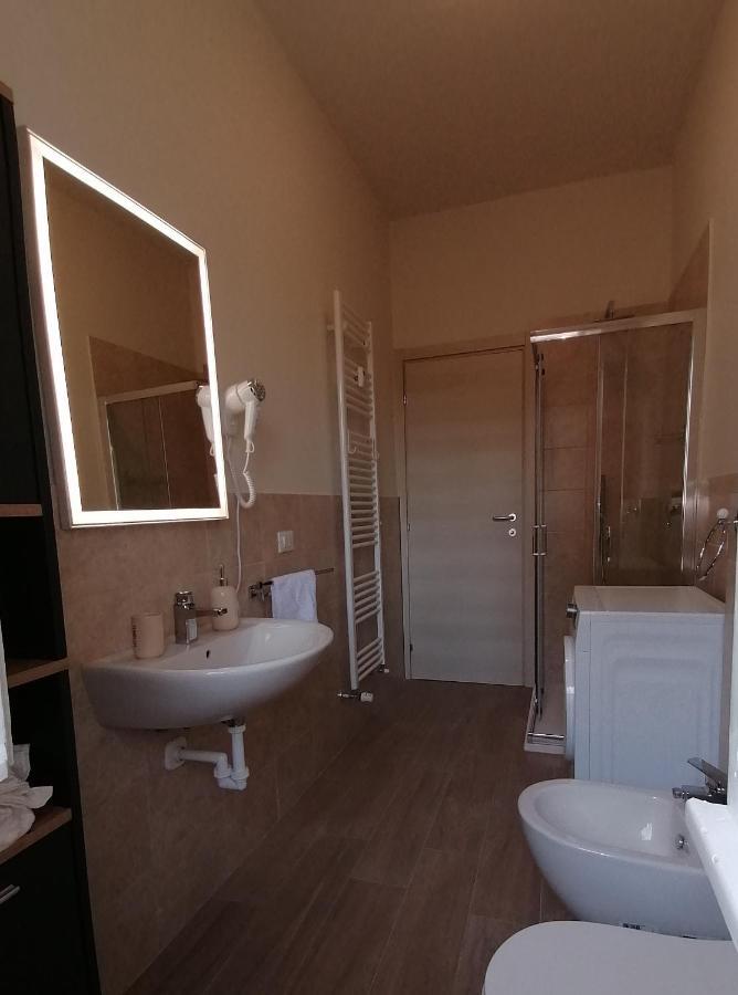 V & G House Apartment Verona Bagian luar foto